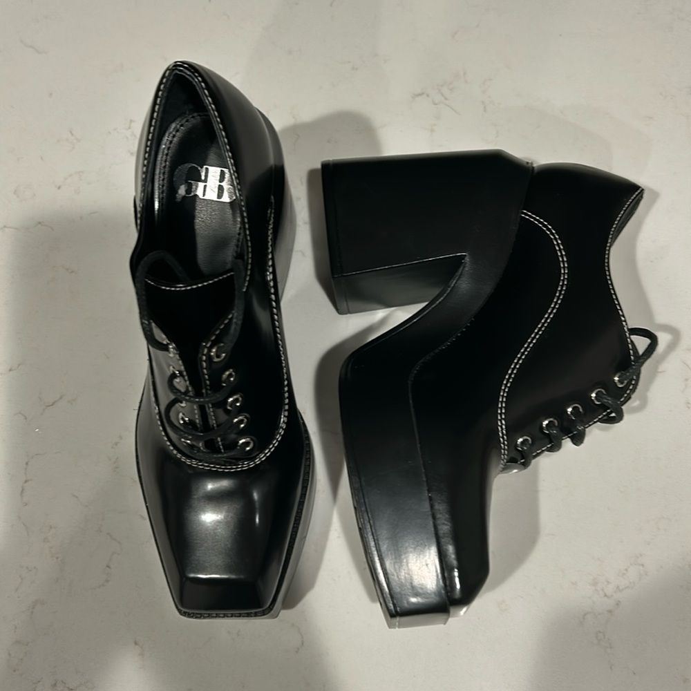 GB SHOES, new size 7 1/2